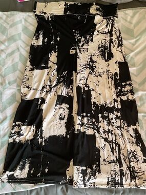 Cool abstract wide leg pants